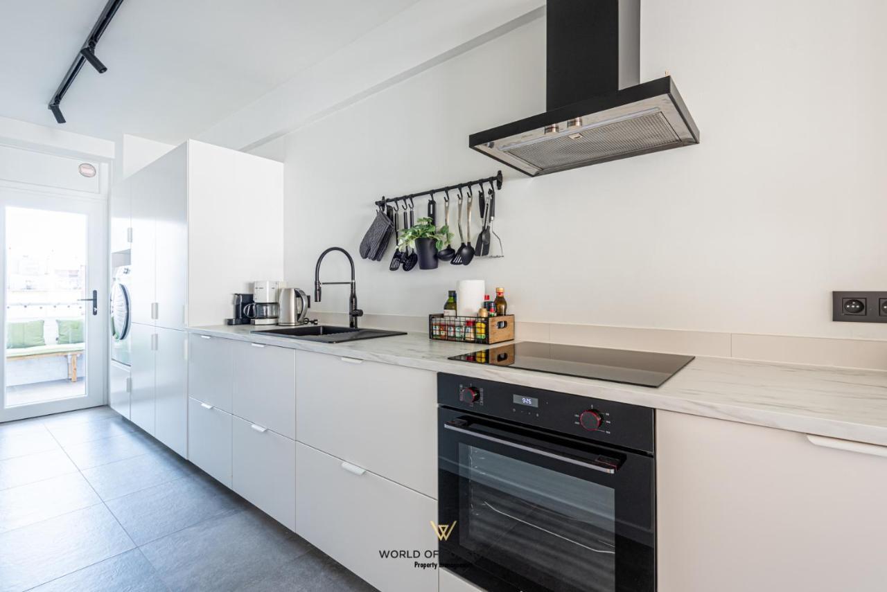 Luxurious Apartment Next To The Sea And City Centre With Free Parking Space Ostend Exterior photo